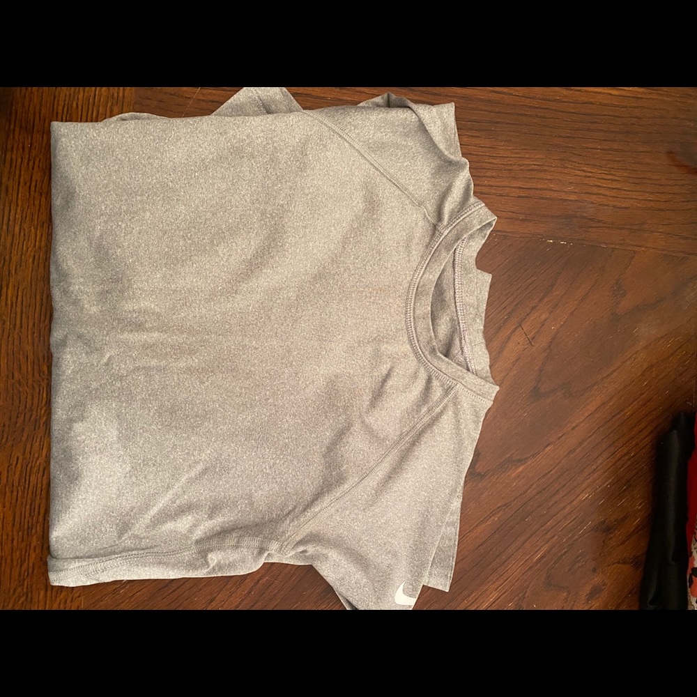 Nike thermal long sleeve